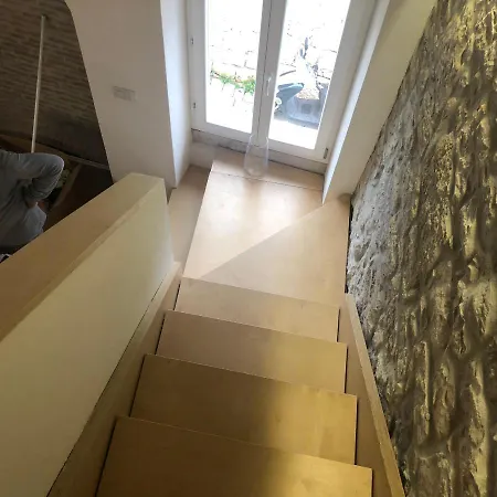 公寓 House Graziella 罗维尼